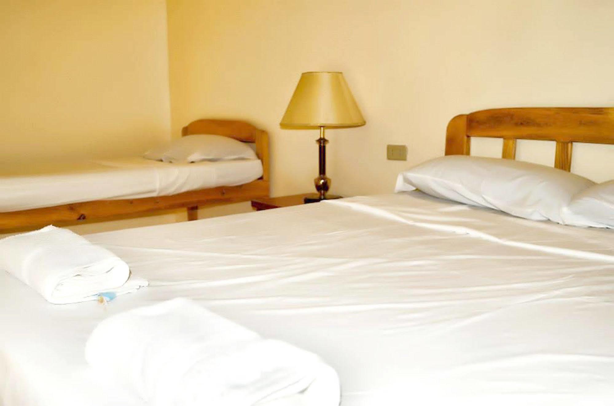 Bano Beach Resort Himensulan Bagian luar foto